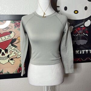 Grey Ribbed Cropped Long Sleeve Workout Top